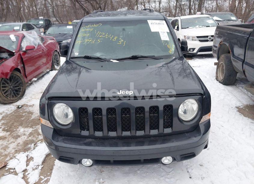 Photo 17 of 2016 Jeep Patriot LATITUDE (VIN 1C4NJRFBXGD587925)