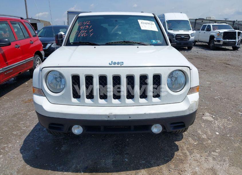 Photo 12 of 2016 Jeep Patriot LATITUDE (VIN 1C4NJRFBXGD782116)