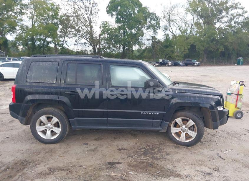 Photo 13 of 2017 Jeep Patriot LATITUDE 4X4 (VIN 1C4NJRFBXHD122398)