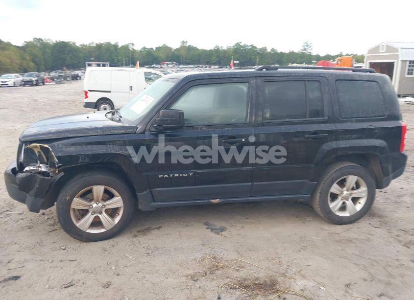 Photo 14 of 2017 Jeep Patriot LATITUDE 4X4 (VIN 1C4NJRFBXHD122398)