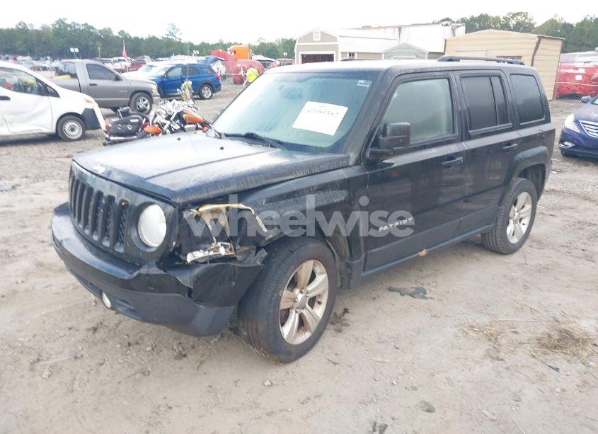 Photo 2 of 2017 Jeep Patriot LATITUDE 4X4 (VIN 1C4NJRFBXHD122398)