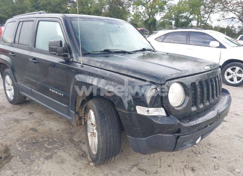 Photo 6 of 2017 Jeep Patriot LATITUDE 4X4 (VIN 1C4NJRFBXHD122398)