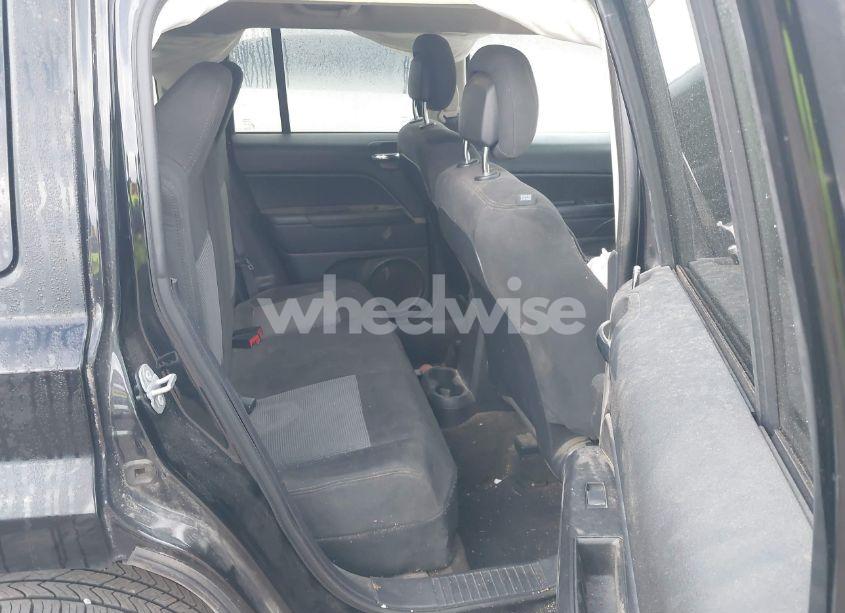 Photo 8 of 2017 Jeep Patriot LATITUDE 4X4 (VIN 1C4NJRFBXHD122398)