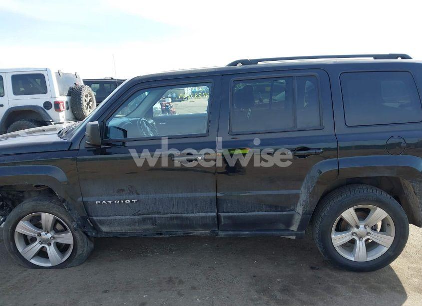 Photo 14 of 2017 Jeep Patriot LATITUDE 4X4 (VIN 1C4NJRFBXHD174100)