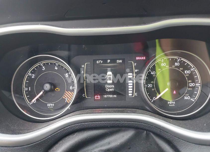 Photo 7 of 2014 Jeep Cherokee SPORT (VIN 1C4PJLAB0EW163636)