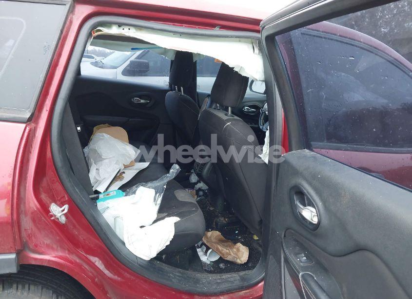 Photo 8 of 2014 Jeep Cherokee SPORT (VIN 1C4PJLAB0EW181201)