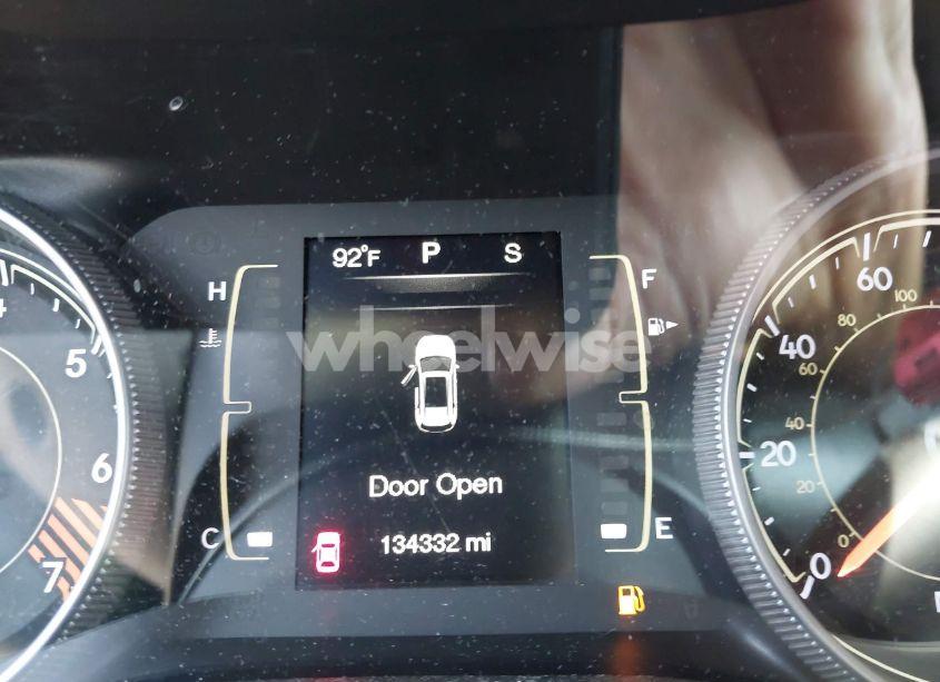 Photo 15 of 2015 Jeep Cherokee SPORT (VIN 1C4PJLAB0FW546980)