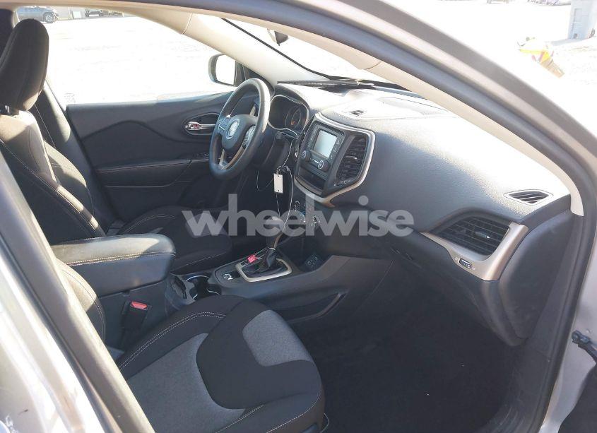 Photo 5 of 2015 Jeep Cherokee SPORT (VIN 1C4PJLAB0FW584774)