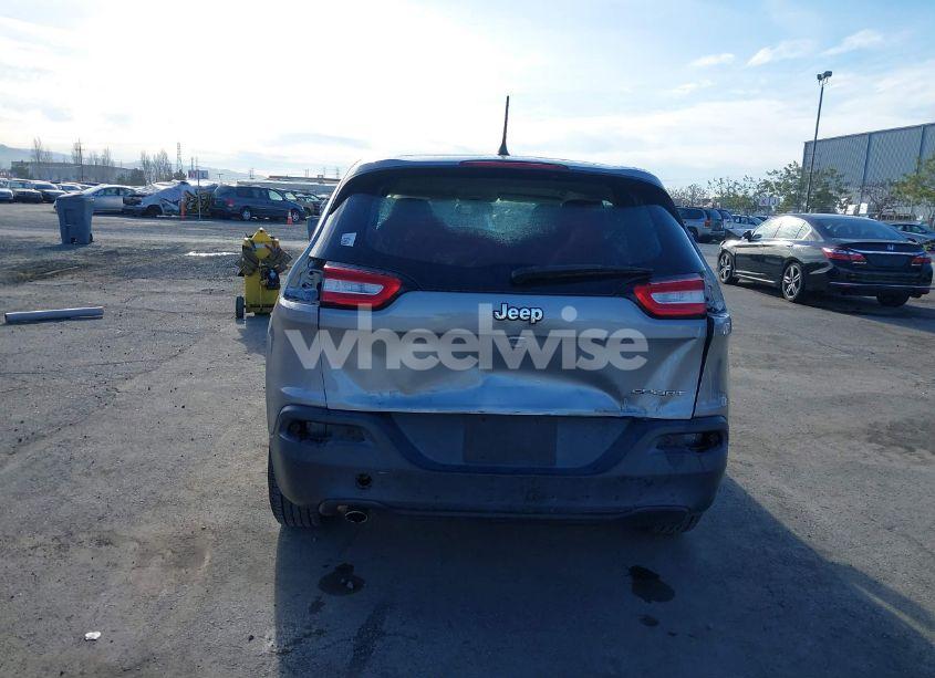Photo 6 of 2015 Jeep Cherokee SPORT (VIN 1C4PJLAB0FW584774)