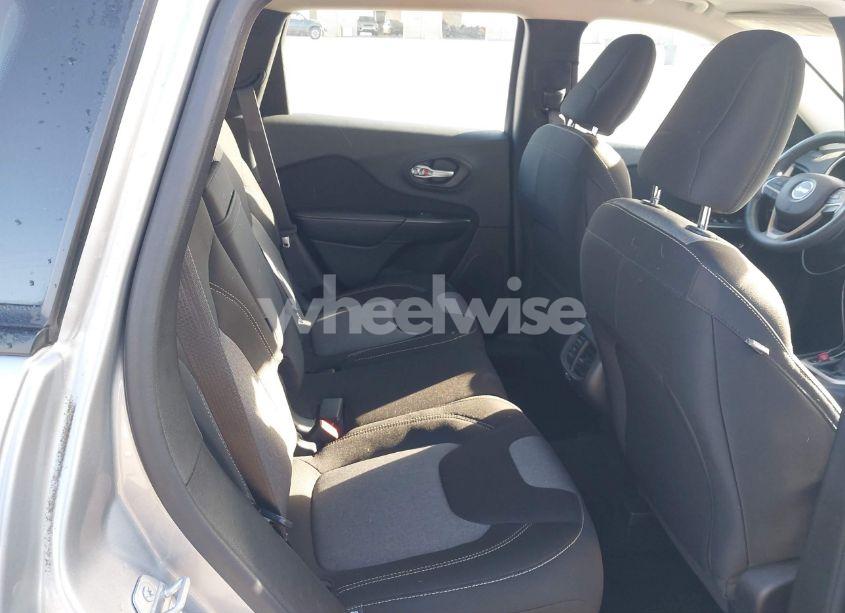 Photo 8 of 2015 Jeep Cherokee SPORT (VIN 1C4PJLAB0FW584774)