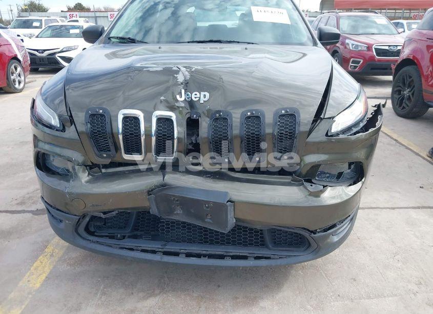 Photo 6 of 2015 Jeep Cherokee SPORT (VIN 1C4PJLAB0FW596407)