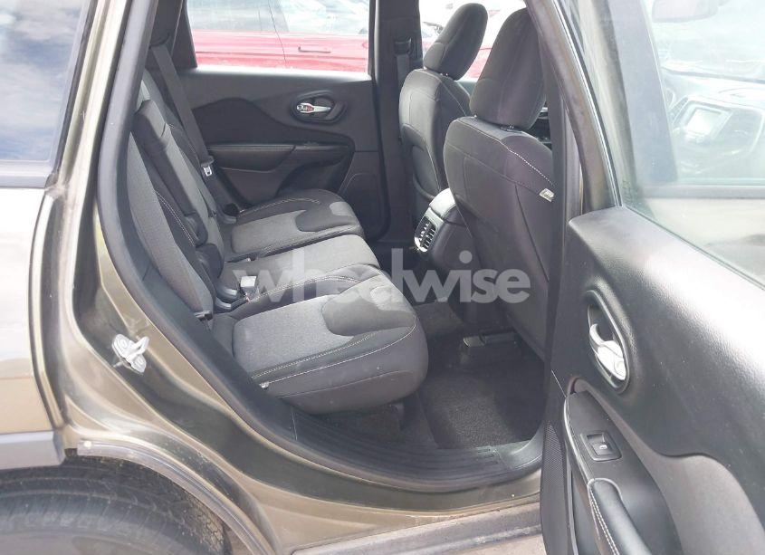 Photo 8 of 2015 Jeep Cherokee SPORT (VIN 1C4PJLAB0FW596407)