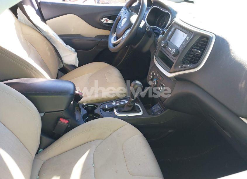 Photo 5 of 2015 Jeep Cherokee SPORT (VIN 1C4PJLAB0FW766443)