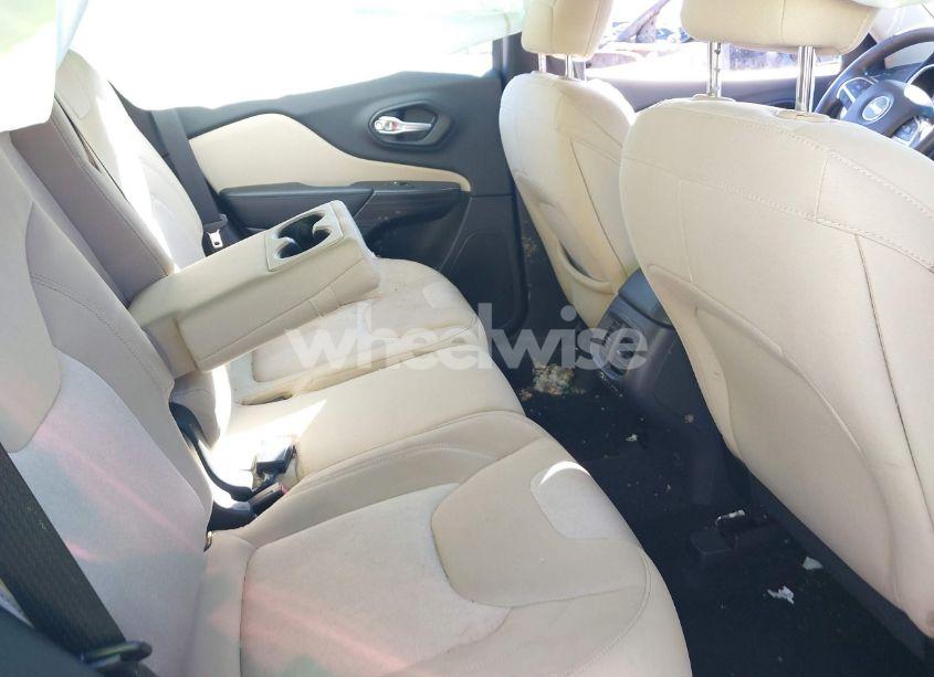 Photo 8 of 2015 Jeep Cherokee SPORT (VIN 1C4PJLAB0FW766443)