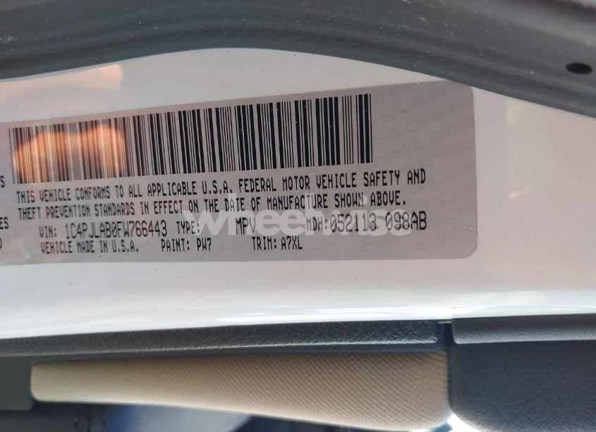 Photo 9 of 2015 Jeep Cherokee SPORT (VIN 1C4PJLAB0FW766443)