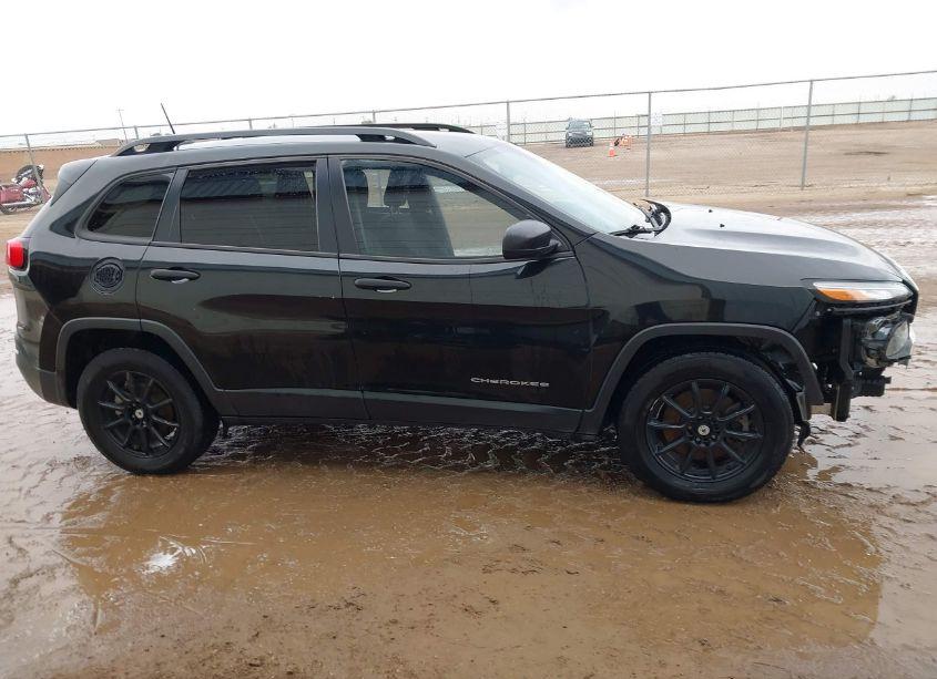 Photo 14 of 2016 Jeep Cherokee SPORT (VIN 1C4PJLAB0GW304370)