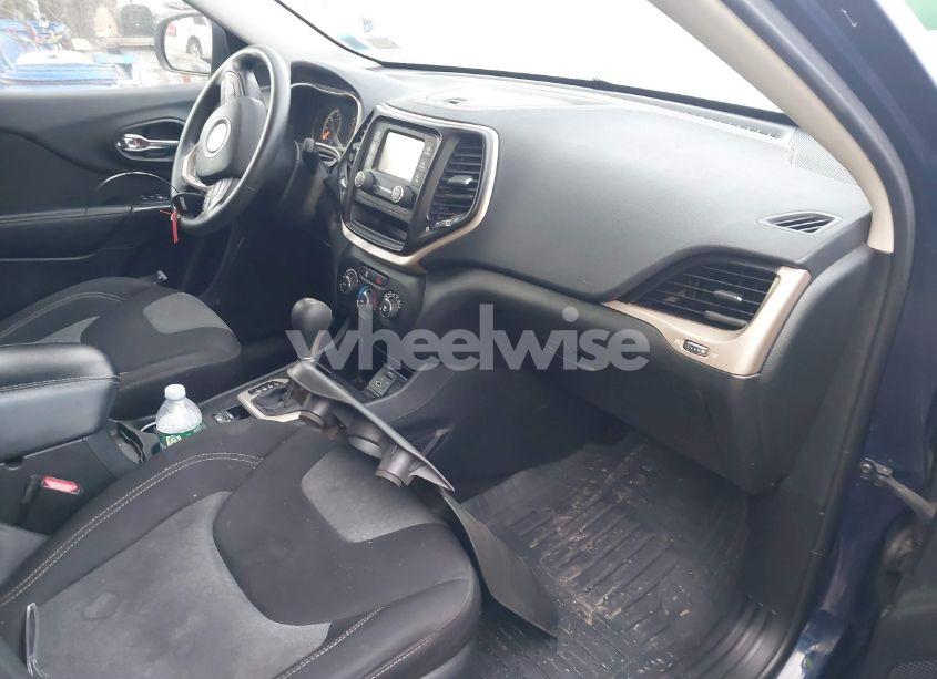 Photo 5 of 2014 Jeep Cherokee SPORT (VIN 1C4PJLAB1EW163810)