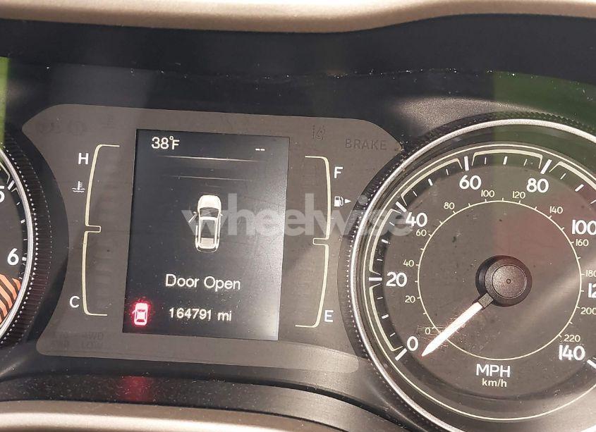 Photo 7 of 2014 Jeep Cherokee SPORT (VIN 1C4PJLAB1EW163810)