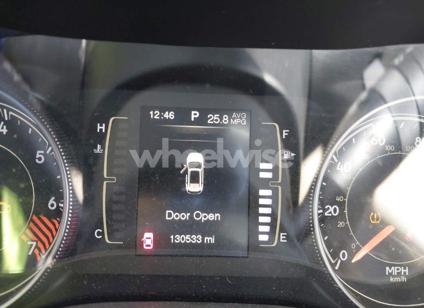 Photo 15 of 2015 Jeep Cherokee SPORT (VIN 1C4PJLAB1FW531355)