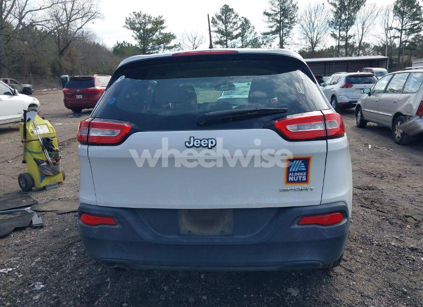 Photo 16 of 2015 Jeep Cherokee SPORT (VIN 1C4PJLAB1FW531355)