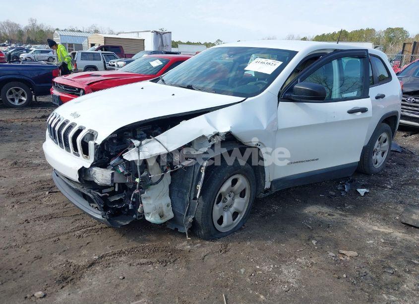 Photo 2 of 2015 Jeep Cherokee SPORT (VIN 1C4PJLAB1FW531355)