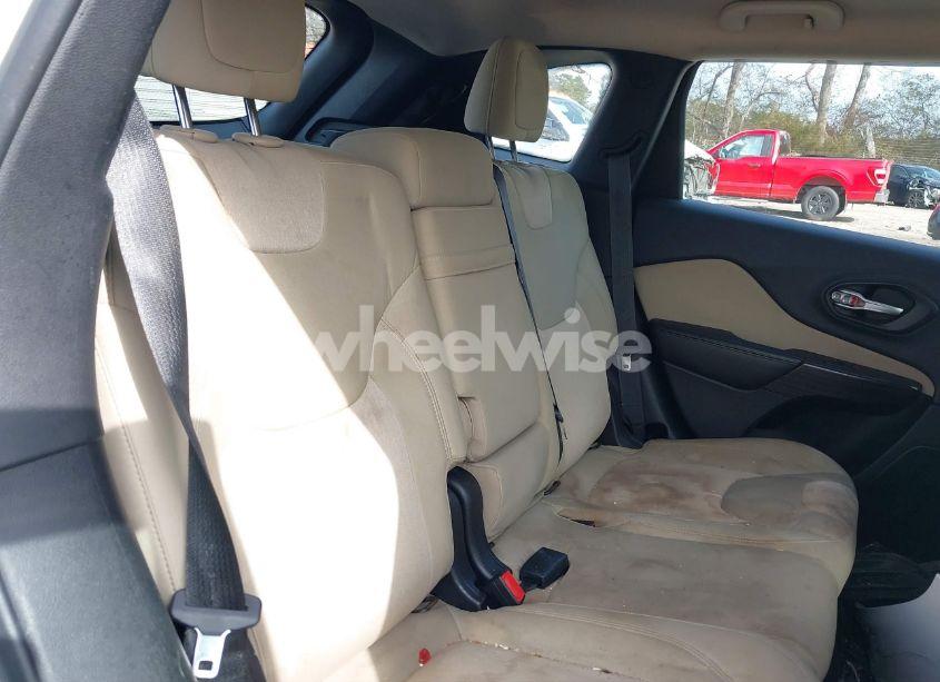 Photo 8 of 2015 Jeep Cherokee SPORT (VIN 1C4PJLAB1FW531355)