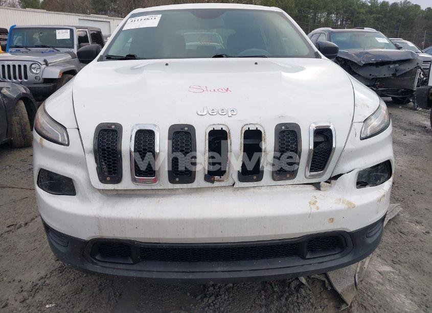Photo 6 of 2016 Jeep Cherokee SPORT (VIN 1C4PJLAB1GW159968)