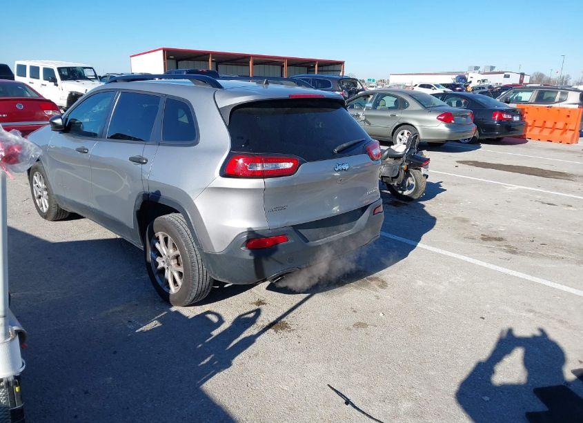 Photo 3 of 2016 Jeep Cherokee SPORT (VIN 1C4PJLAB1GW264896)