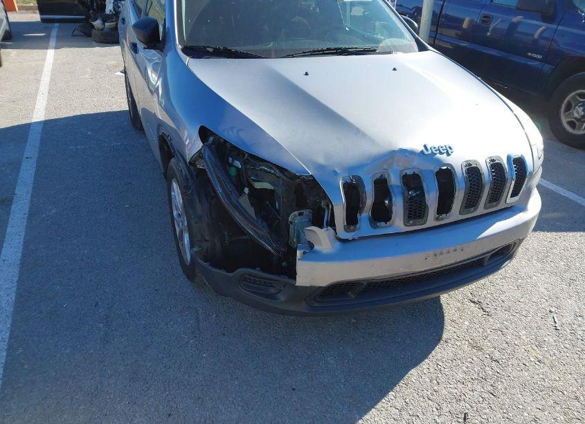 Photo 6 of 2016 Jeep Cherokee SPORT (VIN 1C4PJLAB1GW264896)