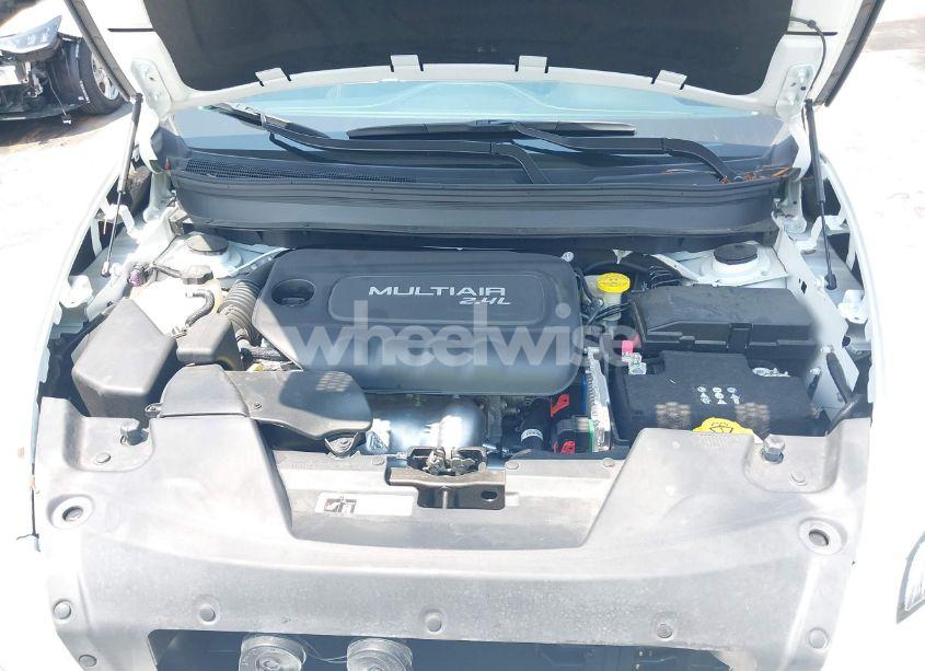 Photo 10 of 2016 Jeep Cherokee ALTITUDE (VIN 1C4PJLAB1GW336793)