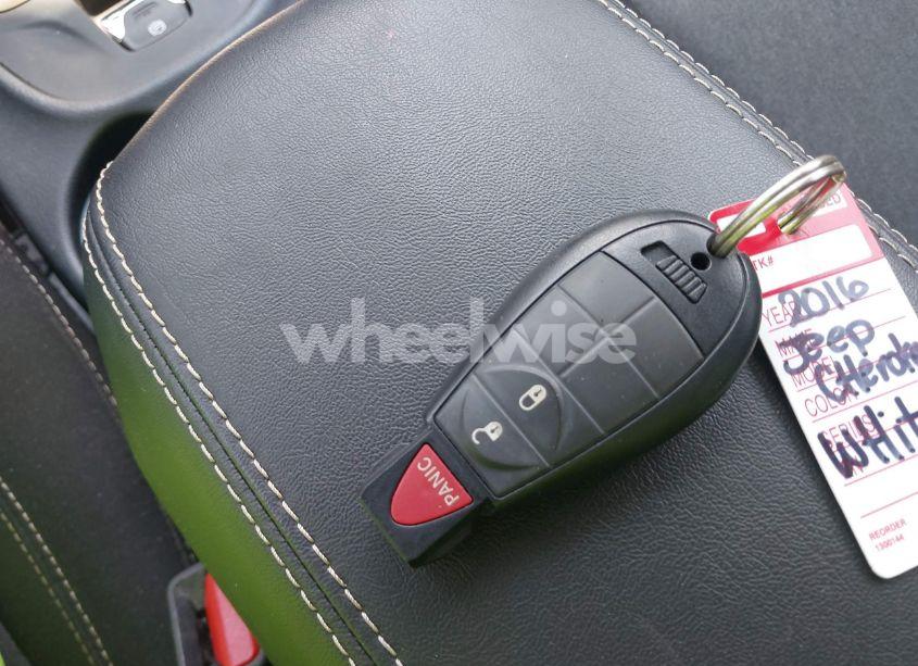 Photo 11 of 2016 Jeep Cherokee ALTITUDE (VIN 1C4PJLAB1GW336793)