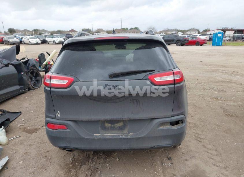 Photo 17 of 2016 Jeep Cherokee ALTITUDE (VIN 1C4PJLAB1GW350578)