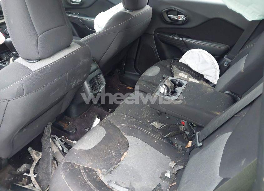 Photo 8 of 2016 Jeep Cherokee ALTITUDE (VIN 1C4PJLAB1GW350578)