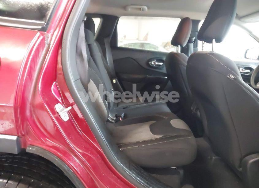 Photo 8 of 2017 Jeep Cherokee SPORT FWD (VIN 1C4PJLAB1HW547980)