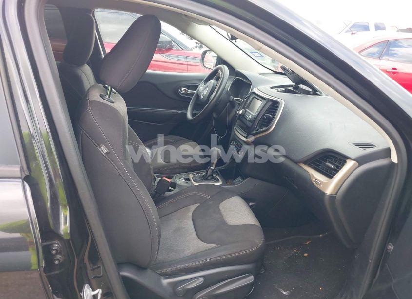 Photo 5 of 2014 Jeep Cherokee SPORT (VIN 1C4PJLAB2EW247294)