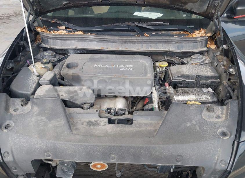 Photo 10 of 2015 Jeep Cherokee SPORT (VIN 1C4PJLAB2FW539397)