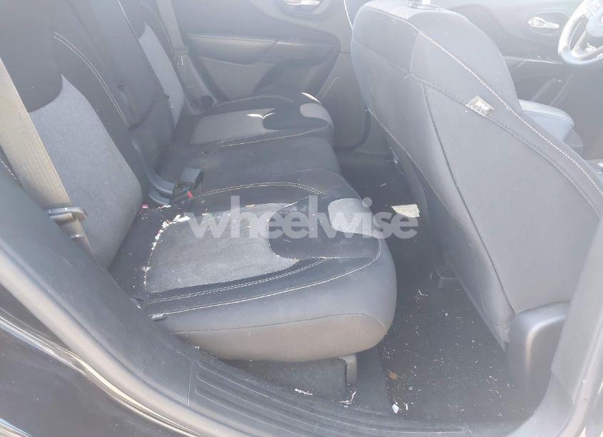 Photo 8 of 2015 Jeep Cherokee SPORT (VIN 1C4PJLAB2FW546981)