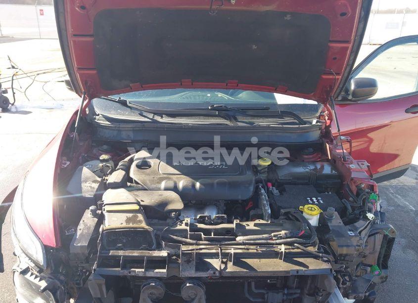 Photo 10 of 2015 Jeep Cherokee SPORT (VIN 1C4PJLAB2FW620884)