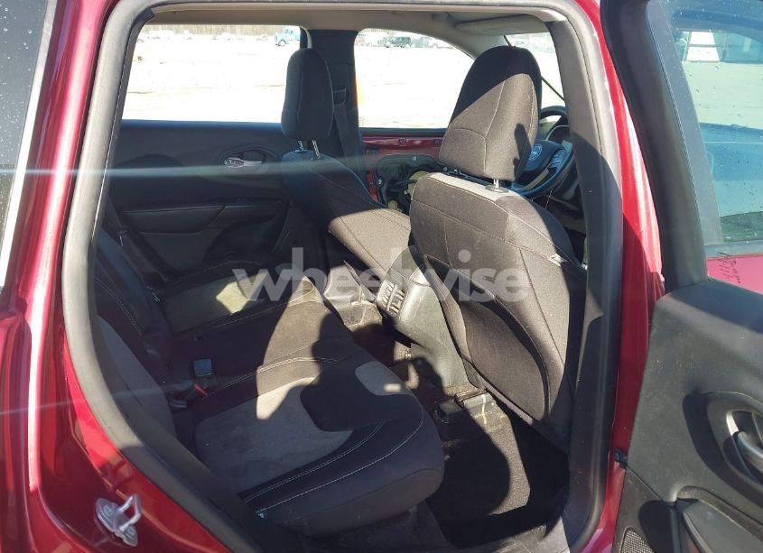 Photo 8 of 2015 Jeep Cherokee SPORT (VIN 1C4PJLAB2FW620884)