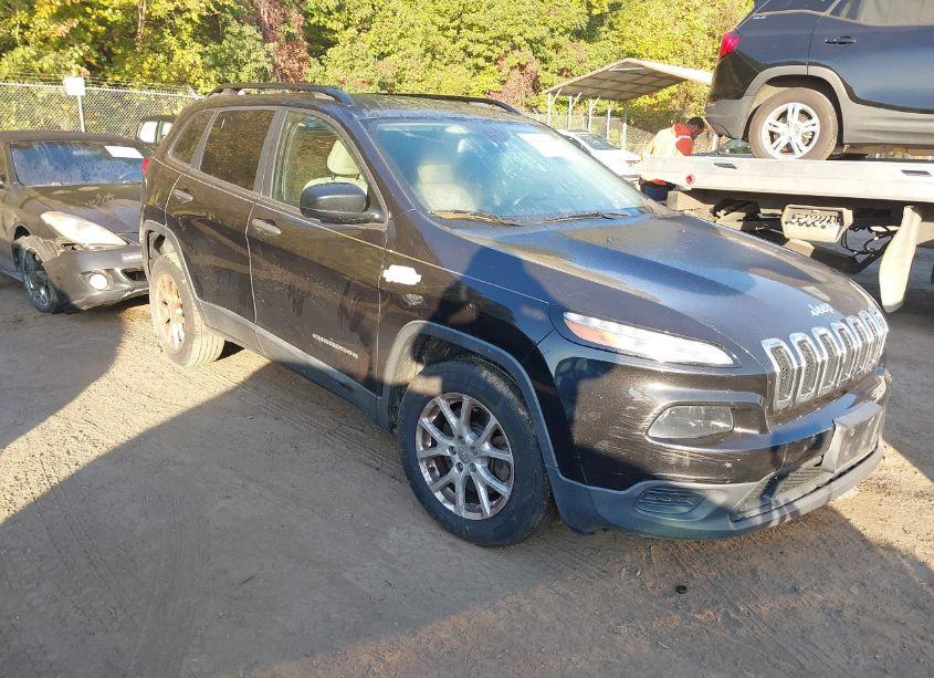 2015 Jeep Cherokee SPORT (VIN 1C4PJLAB2FW701044) main photo