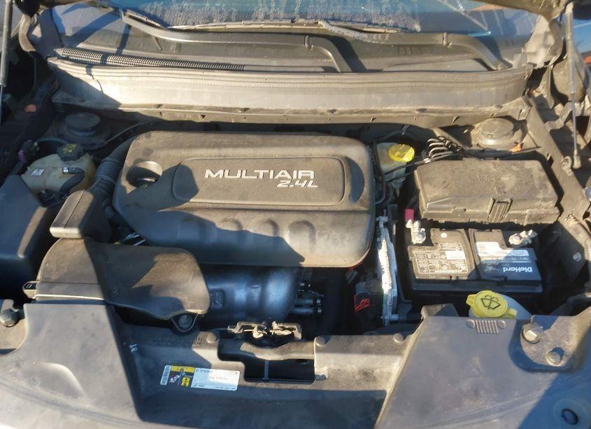 Photo 10 of 2015 Jeep Cherokee SPORT (VIN 1C4PJLAB2FW701044)