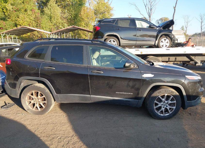 Photo 14 of 2015 Jeep Cherokee SPORT (VIN 1C4PJLAB2FW701044)