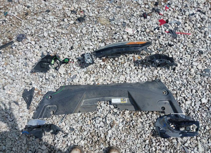 Photo 12 of 2016 Jeep Cherokee ALTITUDE (VIN 1C4PJLAB2GW351500)