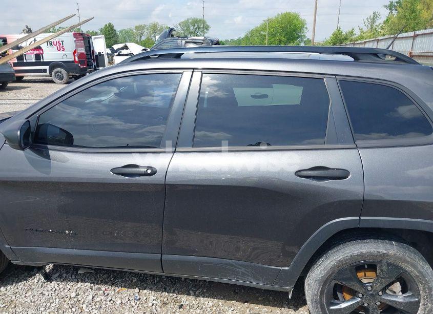 Photo 15 of 2016 Jeep Cherokee ALTITUDE (VIN 1C4PJLAB2GW351500)