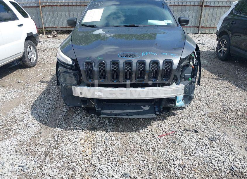Photo 6 of 2016 Jeep Cherokee ALTITUDE (VIN 1C4PJLAB2GW351500)