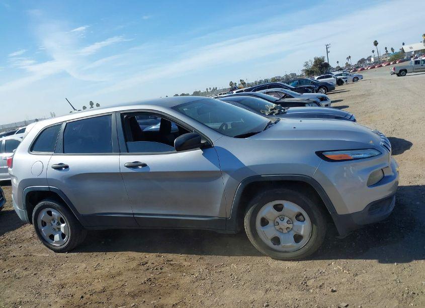 Photo 13 of 2014 Jeep Cherokee SPORT (VIN 1C4PJLAB3EW149620)