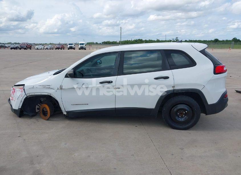 Photo 13 of 2014 Jeep Cherokee SPORT (VIN 1C4PJLAB3EW228379)