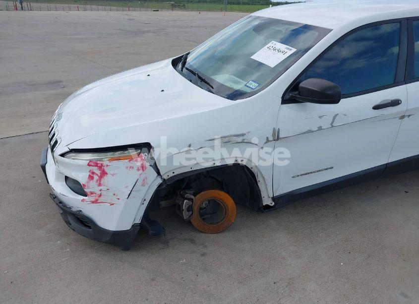 Photo 6 of 2014 Jeep Cherokee SPORT (VIN 1C4PJLAB3EW228379)