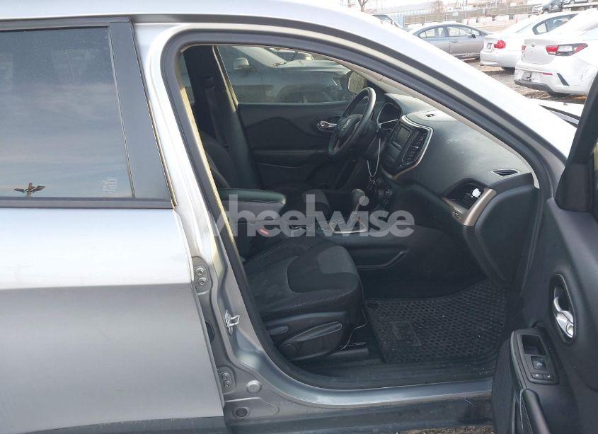 Photo 5 of 2014 Jeep Cherokee SPORT (VIN 1C4PJLAB3EW248826)