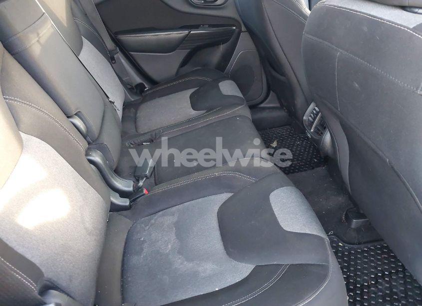 Photo 8 of 2014 Jeep Cherokee SPORT (VIN 1C4PJLAB3EW248826)